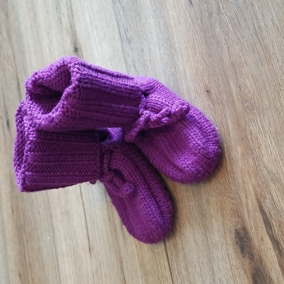 2T 100% Merino Wool, Sloomb Gold brand, Purple Iris Booties, Slippers